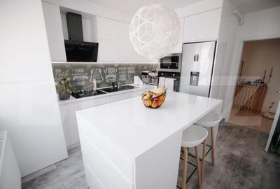 Apartament cu 3 camere decomandat în Sebeș - 10