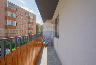 Apartament modern 3 camere clasa A  cu garaj  inchis la parter 21mp - 17