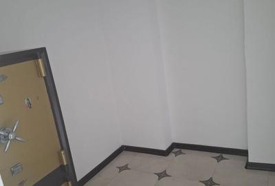Casă cu 4 camere cu Teren 100 Mp în Cetății