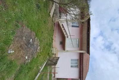 Casă cu 3 camere în Central - 2