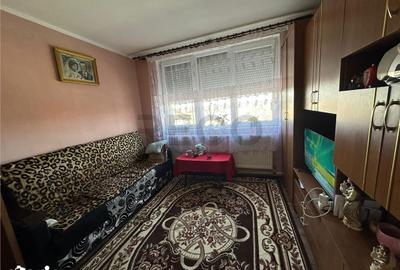 Apartament cu 3 camere semidecomandat în Sântandrei - 9