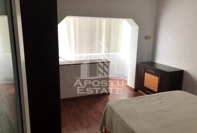 Apartament cu 3 camere, decomandat, centrala proprie, zona Soarelui Apartament cu 3 camere, decomandat, centrala proprie, zona Soarelui - 9