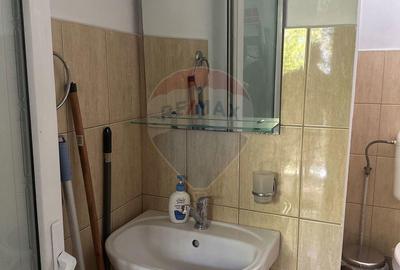 Spa?iu comercial Zona Centrala Bicaz - 4