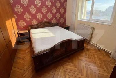 Apartament cu 3 camere decomandat în Gruia