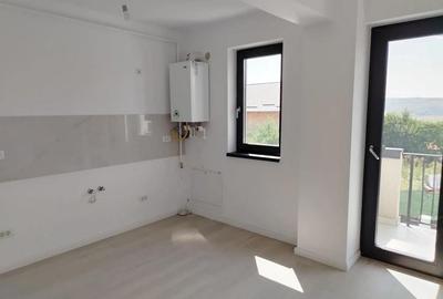 Ap. 1 cam, bloc nou, 46 mp, zona capat Pacurari - 2