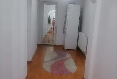 Apartament cu 3 camere decomandat în Central - 4