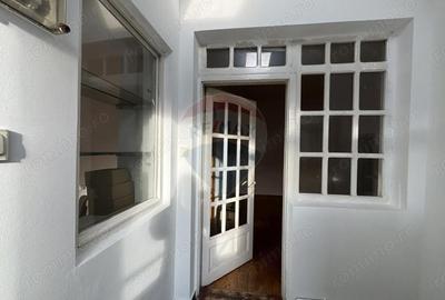 Casă cu 3 camere cu Teren 572 Mp în Central - 2