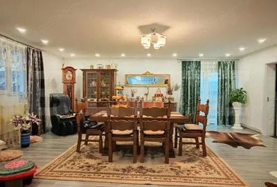 Casă cu 4 camere cu Teren 294 Mp în Central - 3