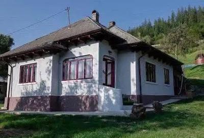 De vanzare pensiune in Com Tasca, Teren 3800 mp, toate utilitatile, 204.990 euro - 10