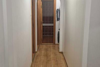 Apartament cu 3 camere decomandat în Central - 16