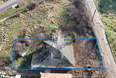 Casă cu 4 camere în Central - 3