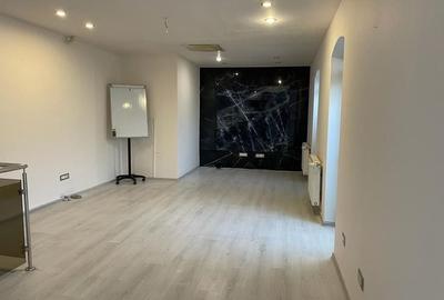 Piata Victoriei | Cladire de Birouri de vanzare - 19