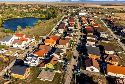 Casă nouă de vânzare în cartierul nou din Zimand, Comision 0 - 9