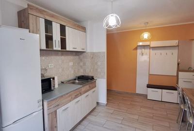 Apartament cu 2 camere decomandat în Decebal - 5
