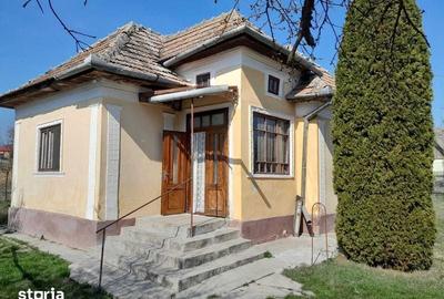 Casă cu 2 camere cu Teren 57 Mp în Mărăști