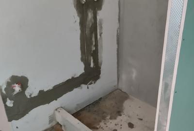 Garsonieră decomandată în Romană - 2