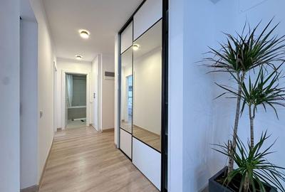 Apartament cu 3 camere decomandat, mobilat în Tractorul - 9