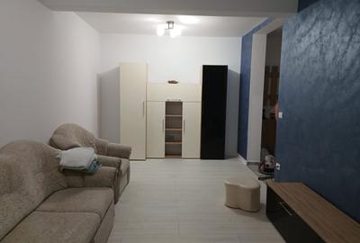 Apartament cu 2 camere decomandat în Central - 1