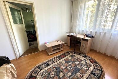 Apartament 2 camere, semidecomandat, etaj 1, Micro 19 - 2