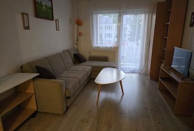 Apartament cu 4 camere semidecomandat în Grigorescu