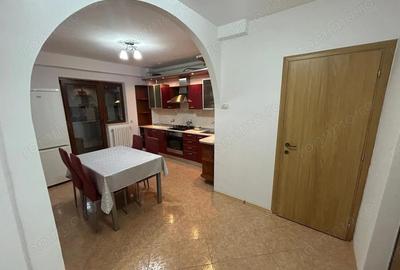 Apartament 2 camere, etaj 3 - zona Centru - 3
