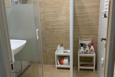 Apartament 3 camere etaj 4 zona Calea Grivitei metrou Basarab - 6