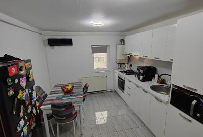 Apartament cu 2 camere decomandat în Ultracentral - 2