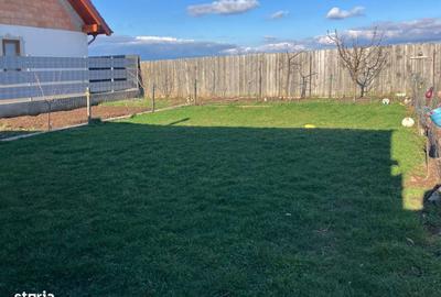 Casă cu 4 camere cu Teren 463 Mp în Central - 10