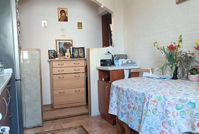 Apartament cu 3 camere decomandat în Unirii - 9