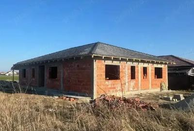 Casă cu Teren 820 Mp în Șag - 9