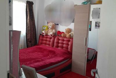 Apartament cu 3 camere semidecomandat în Tomești - 14