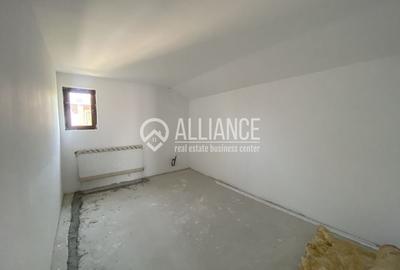 VALU LUI TRAIAN(COD 07) -Casa P+M 5 camere cu teren de 300 mp - 5