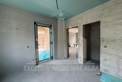 Casă individuală cu 4 camere cu Canalizare în Cetate - 5