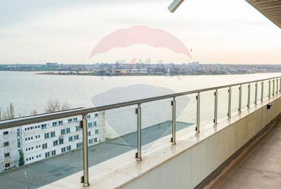 Penthouse de vanzare in Mamaia vedere frontala lac si marea Neagra - 8