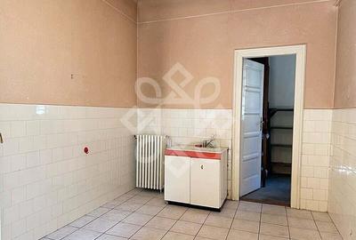 Apartament ultracentral de vanzare, zona Teatrului Oradea - 2