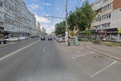 Apartament cu 3 camere semidecomandat în Micro 19 - 2
