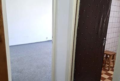 Apartament cu 3 camere decomandat în Unirii Sud - 3