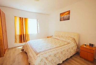Casă cu 3 camere cu Teren 2466 Mp în E3 - 4
