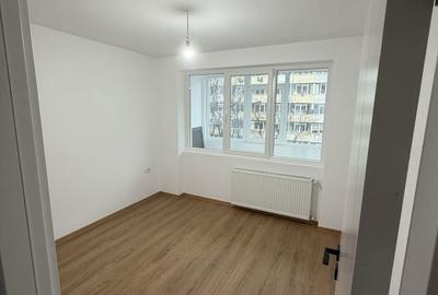 Apartament cu 3 camere semidecomandat în Vatra Luminoasă - 4