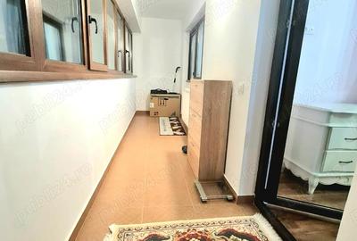 Apartament cu 4 camere decomandat în Călărași - 3