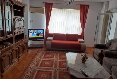 Apartament cu 3 camere decomandat în Unirii - 1