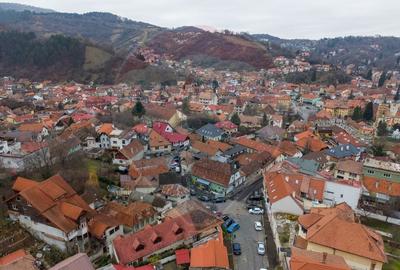 Casă individuală cu 2 camere cu Teren 79 Mp în Schei - 18