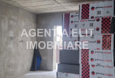 Casă individuală cu 6 camere cu Teren 450 Mp în Central - 2