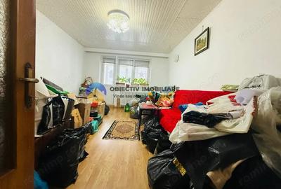 Apartament cu 3 camere semidecomandat în Sud - 2