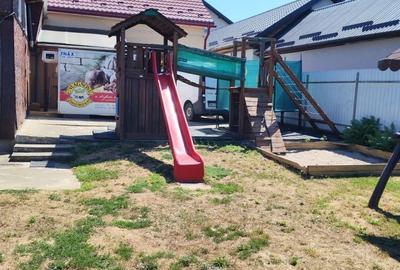 Casă cu 4 camere în Sânmartin