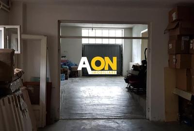 Casă individuală cu 10 camere cu Canalizare în Central - 32
