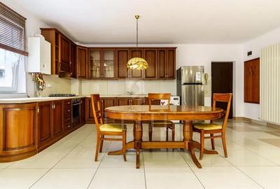 Apartament cu 3 camere semidecomandat, mobilat în Bună Ziua - 2