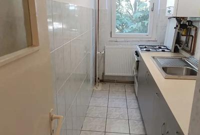 Apartament cu 3 camere semidecomandat, mobilat în Girocului - 4