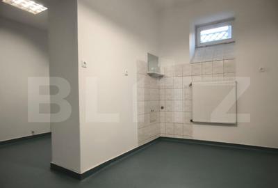 Spatiu autorizat medical de vanzare, 50 mp utili, zona centr - 4