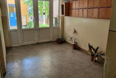 Apartament cu 4 camere semidecomandat în Piața Centrală - 3